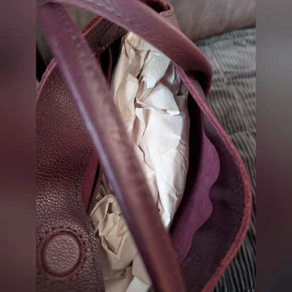 Portland Leather Amelie Shoulder Bag in Plum Brand New - Picture 5 of 8